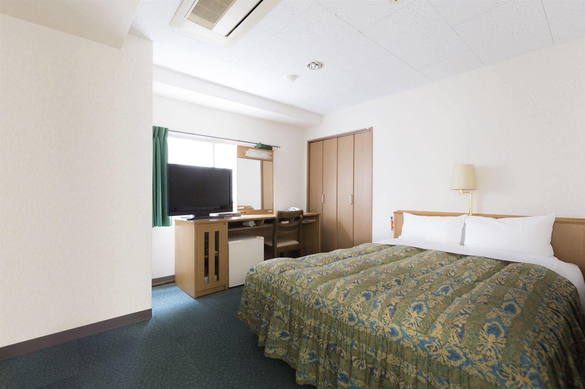 Business Hotel Ban Tokyo Esterno foto